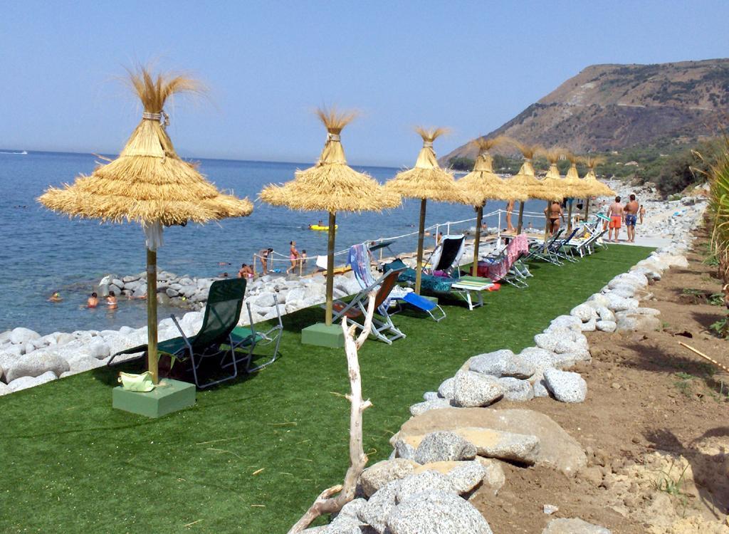 Cliffs Hotel Joppolo Bagian luar foto
