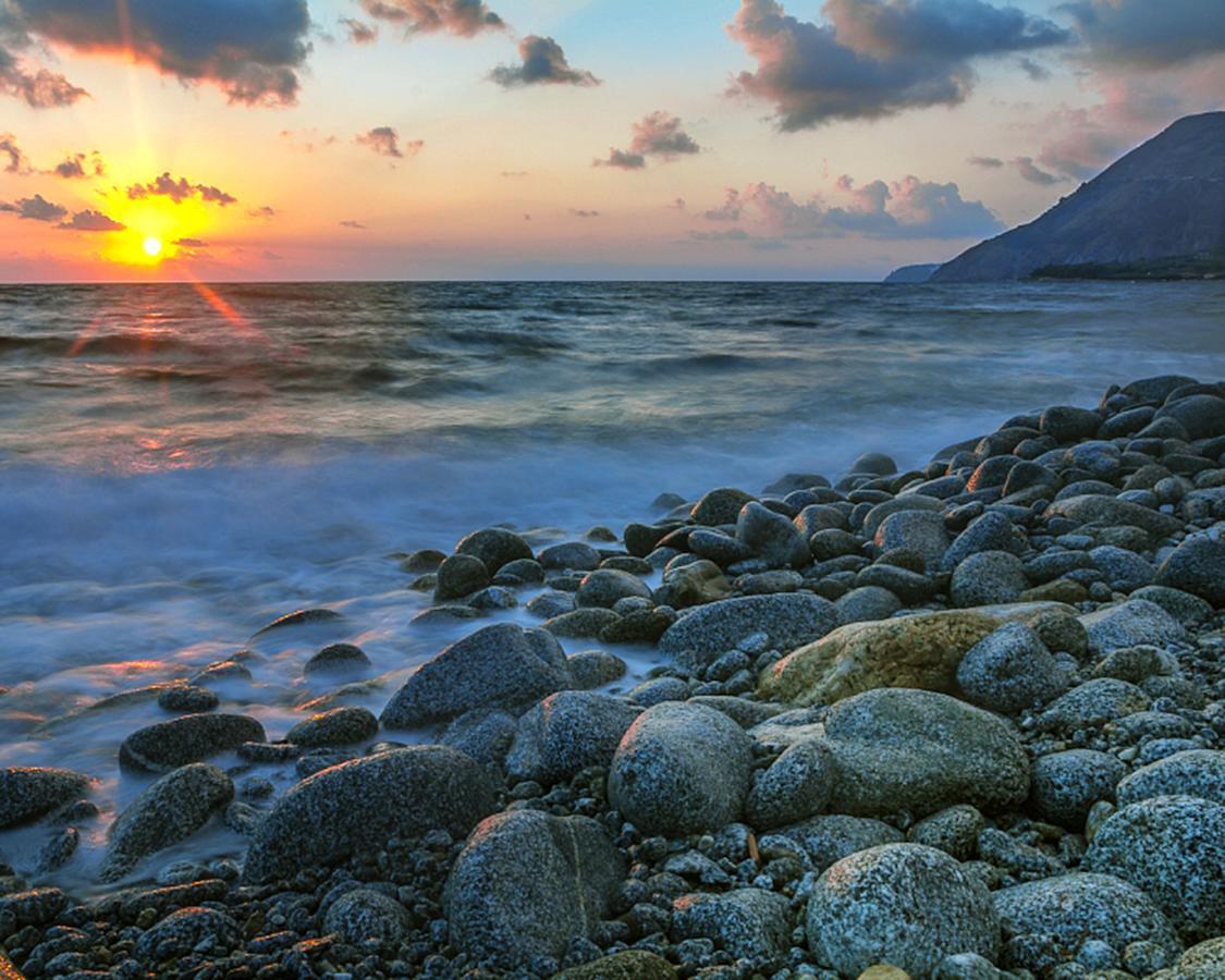 Cliffs Hotel Joppolo Bagian luar foto