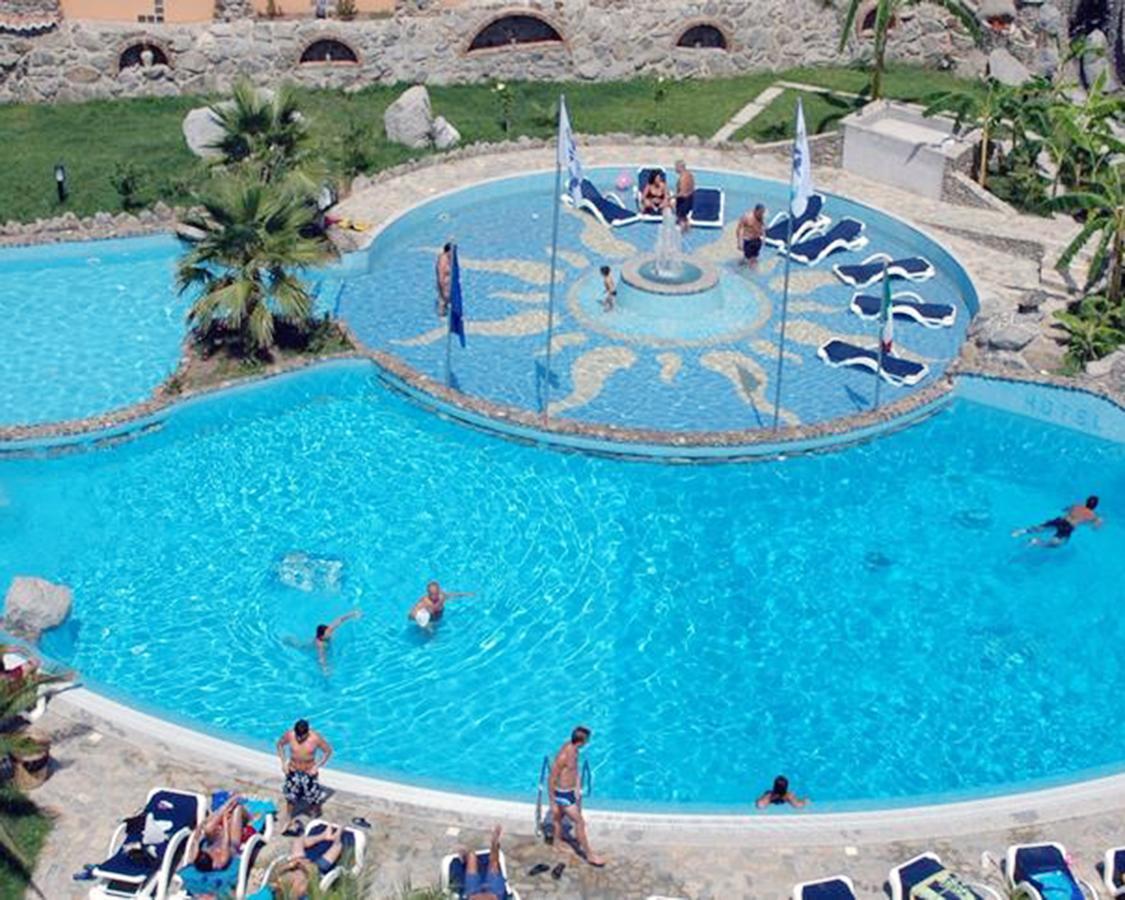 Cliffs Hotel Joppolo Bagian luar foto