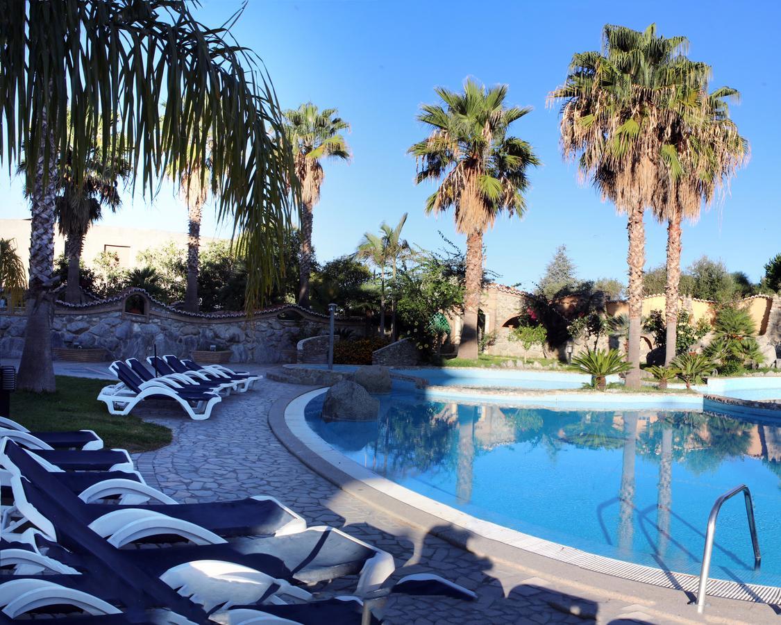 Cliffs Hotel Joppolo Bagian luar foto